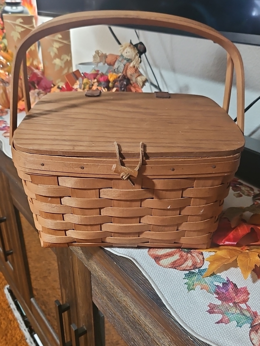 Longaberger Classic Woven Picnic Basket - Brown